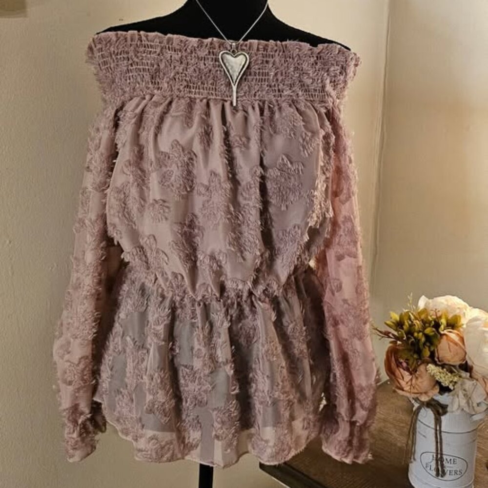 Dusty Pink Floral Off-Shoulder Top - Effortless Elegance